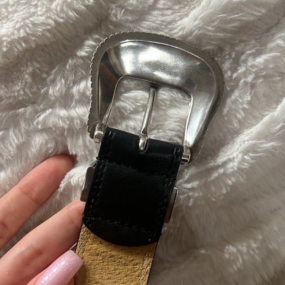 Western Belt - Picture 5 of 12